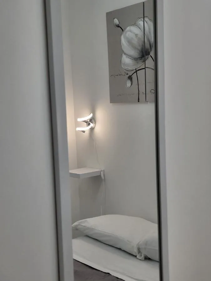 La Loggia Apartment In Centro Storico A Palermo Italy